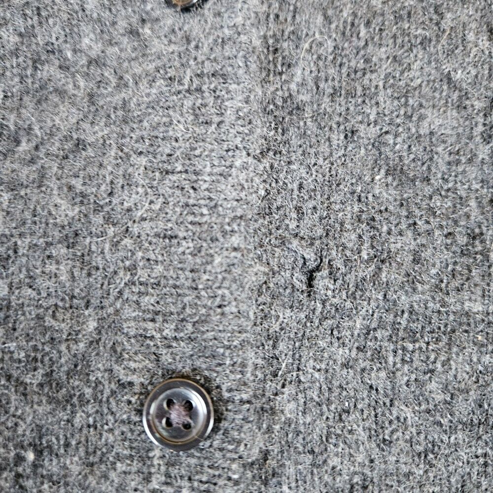 Patagonia Grey Cardigan Sweater Cashmere and Wool Size Large Women's Button Up - Picture 3 of 6